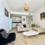 Apartment Le Coba - P3 Cosy, Clim, Parking, A 10 Min A Pied