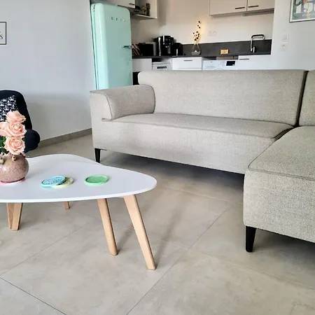 Apartment Le Coba - P3 Cosy, Clim, Parking, A 10 Min A Pied