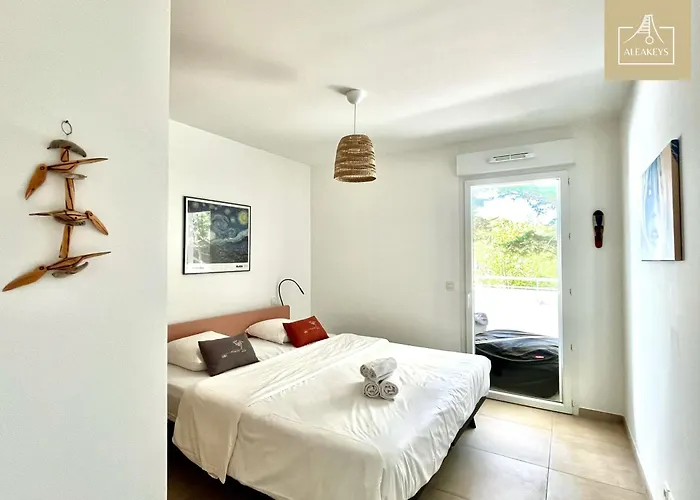 Le Coba - P3 Cosy, Clim, Parking, A 10 Min A Pied Apartman